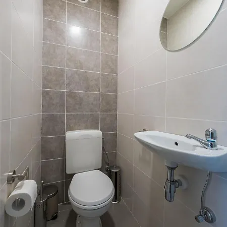 Ixoras 2 Bedrooms On Floor 3 Apartment *